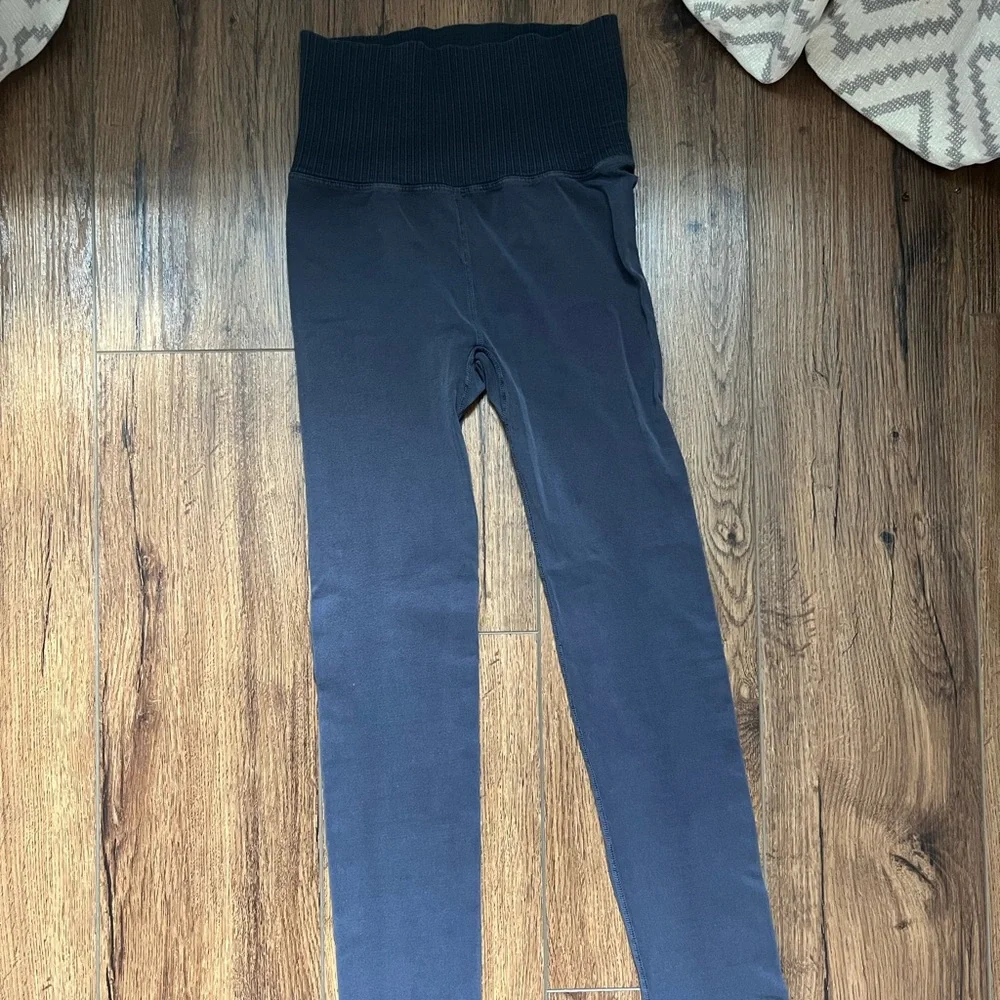 Free People Good Karma 7/8 Leggings - Picture 2 of 5